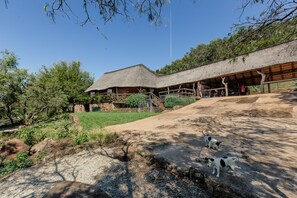 Property grounds - ............................... (Broederstroom)