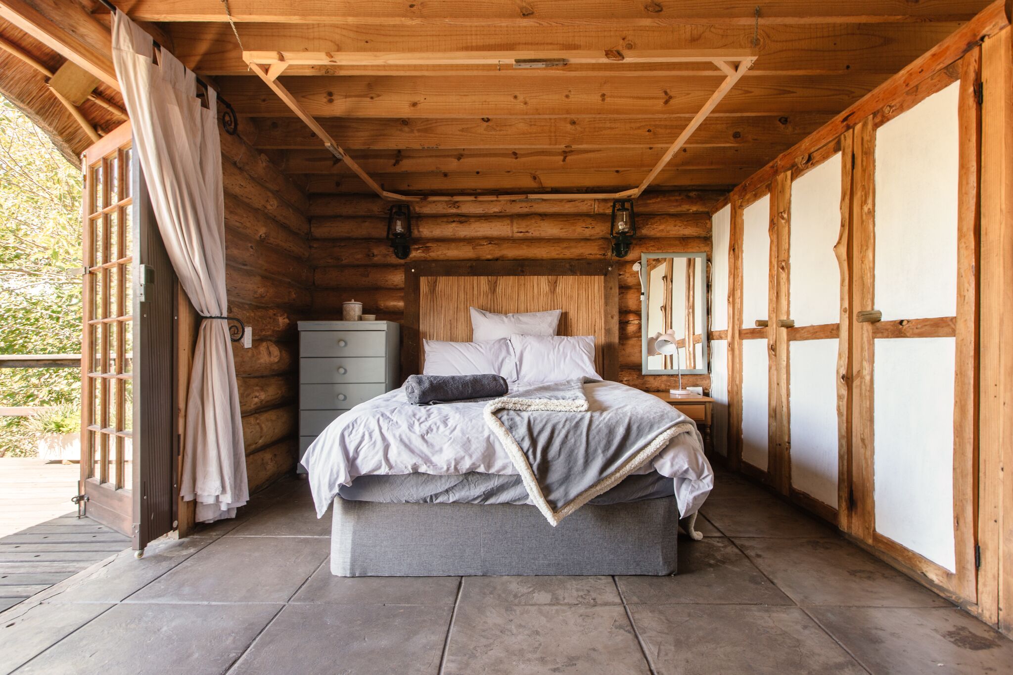 3 soverom, safe på rommet, skrivebord og strykejern/-brett