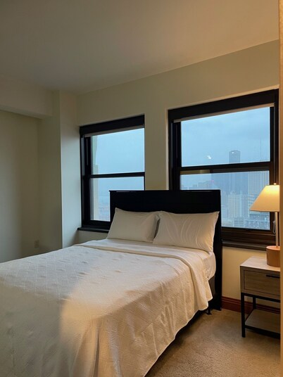 2 Bedroom 2 Bathroom apartment apartment steps from the NFL Draft action