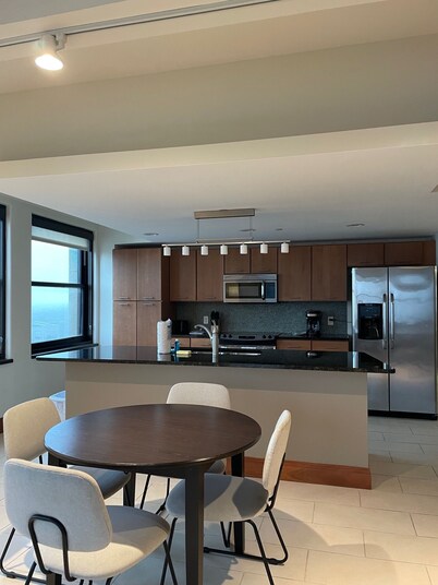 2 Bedroom 2 Bathroom apartment apartment steps from the NFL Draft action