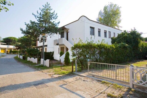 Property entrance - Relax in our Flat by the Beach (Rosolina)