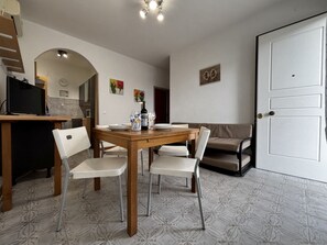 Apartment, 2 Bedrooms, Balcony, Garden View | Dining room - Relax in our Flat by the Beach (Rosolina)
