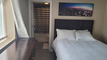 3 Schlafzimmer, Bügeleisen/Bügelbrett, WLAN, Bettwäsche