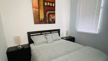 3 bedrooms, iron/ironing board, free WiFi, bed sheets