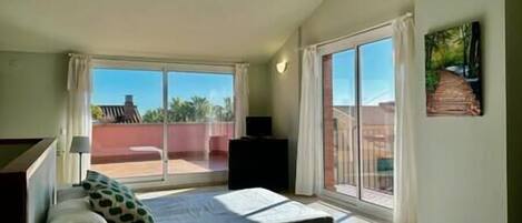 4 soveværelser, Wi-Fi, sengetøj