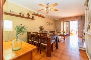 Interior - Acogedora casa cerca de la playa (Torredembarra)