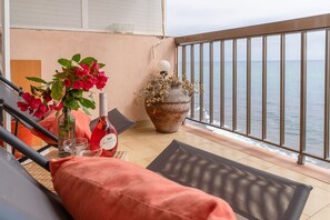 Property grounds - Apartment with incredible sea view (Sant Andreu de Llavaneres)
