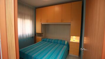 Apartemen, 2 kamar tidur, balkon | 2 kamar tidur