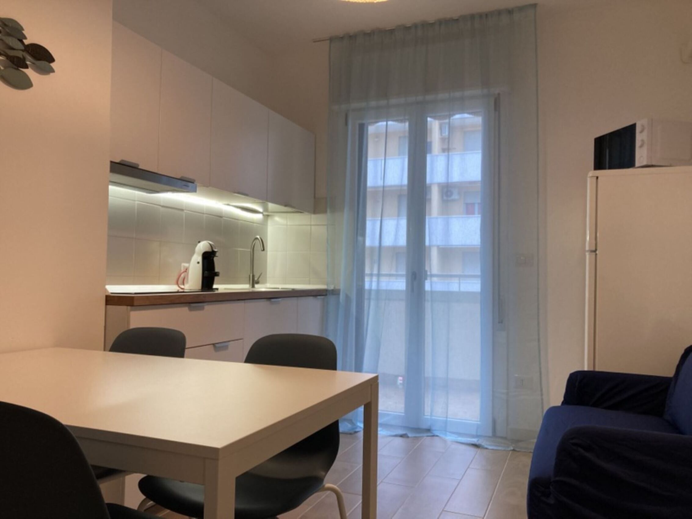 Apartment, 1 Bedroom, Balcony, City View | Interior