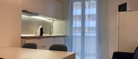 อพาร์ทเมนท์, 1 ห้องนอน, ระเบียง, วิวเมือง | ภายใน