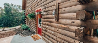 Rustic Oak Cabin - dogs welcome - Hocking hills