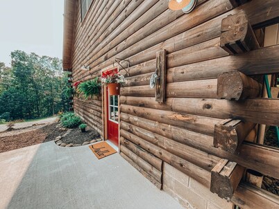 Rustic Oak Cabin - dogs welcome - Hocking hills