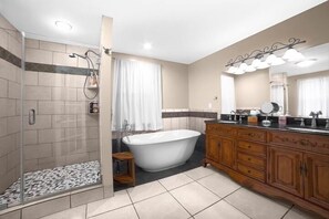 Amenidades de baño ecológicas, secadora de cabello, toallas, jabón 