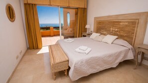 3 soverom, strykejern/-brett, wi-fi (inkludert) og sengetøy