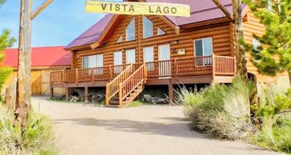 Lake view log cabin , near lake, general store Pet friendly