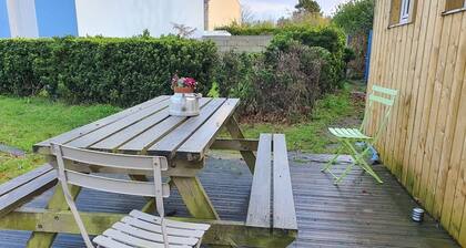 Maison Bleue 80 m2, Proche de la Mer, Jardin Clos, GR 34