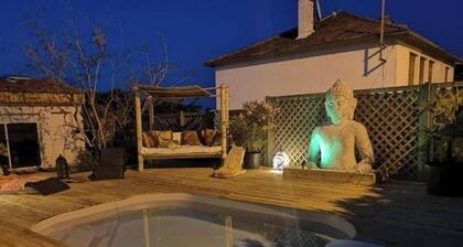 Studio Indépendant Avec Jardin et Piscine Proche Gare Accès Paris Direct 19min