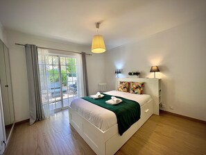 2 habitaciones, tabla de planchar con plancha y wifi gratis 