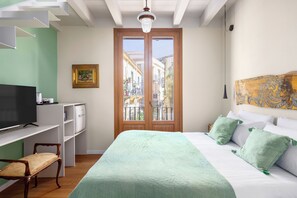 Deluxe Suite | 2 bedrooms, Egyptian cotton sheets, premium bedding, down comforters - Sette Fate Suites and Spa (Palermo)