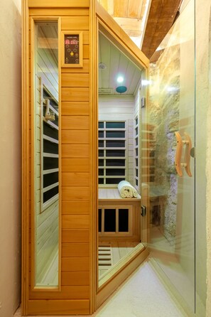 Sauna, hot tub - Sette Fate Suites and Spa (Palermo)