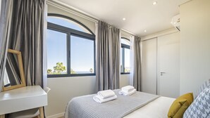 2 chambres, fer et planche à repasser, lit parapluie, Wi-Fi gratuit
