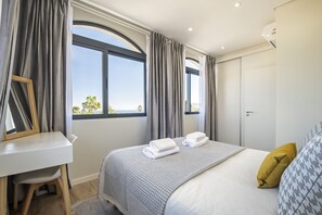 2 bedrooms, iron/ironing board, travel crib, free WiFi