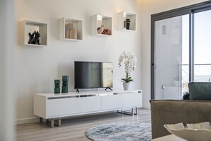 TV