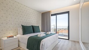 2 slaapkamers, een strijkplank/strijkijzer, gratis wifi, beddengoed