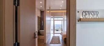 Geyser in Horizon by Yosemite