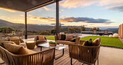 Geyser in Horizon by Yosemite