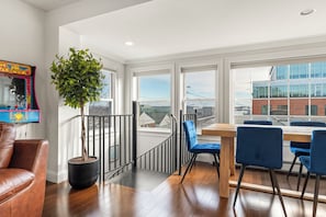 Interior - Old Port Walk & Casco Bay View w/ 4 Bdrms, 2 Baths, Ping Pong, Arcade (Portland)