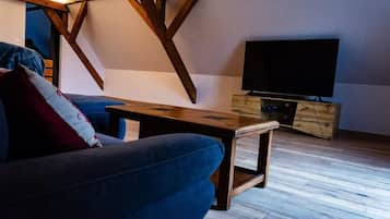 Smart TV, video games