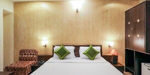 Deluxe AC Room | Free WiFi - Hotel Paradise (Indore)
