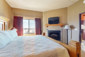 2 室のベッドルーム、アイロン / アイロン台、インターネット、ベッドシーツ