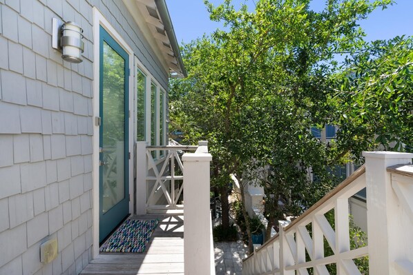 Property grounds - PRIVATE BEACH/POOL ACCESS-Cozy Getaway Retreat-Newly Refurbished (Rosemary Beach)