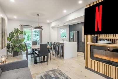 Stunning Modern New House 15 Min From Downtown