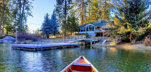 Luxury CDA downtown Fernan lakefront retreat dock teepee spa sauna game room 