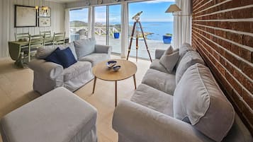 Smart TV, chimenea