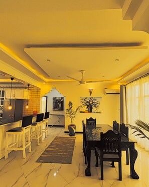 Deluxe Apartment, 3 Bedrooms, City View | In-room dining - AYAA LUXURY APARTMENT 4TH FLOOR  (Zanzibar Town)