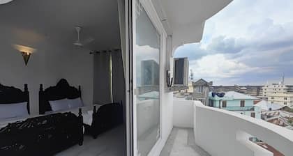 AYAA LUXURY APARTMENT 4TH FLOOR