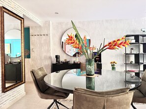 تناول الطعام