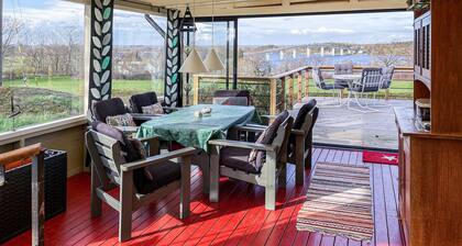 Gorgeous home in Senoren with kitchen