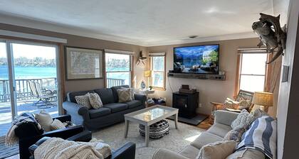 PURE MI Lakefront Cottage - Lake Recreation, Swimming and Fishing abound