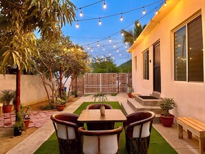 屋外ダイニングエリア