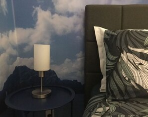 1 chambre, bureau, fer et planche à repasser, Wi-Fi gratuit