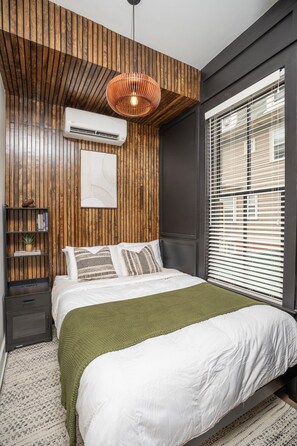 1 chambre, fer et planche à repasser, Wi-Fi, draps fournis