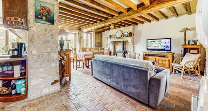 Stunning home in Lainsecq with WiFi