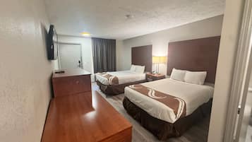 In-room safe, desk, iron/ironing board, free WiFi