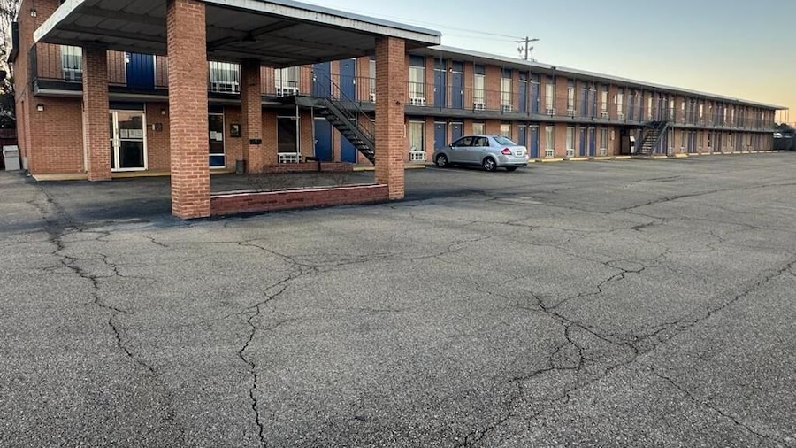 Express Inn New Albany Near Tupelo I 22