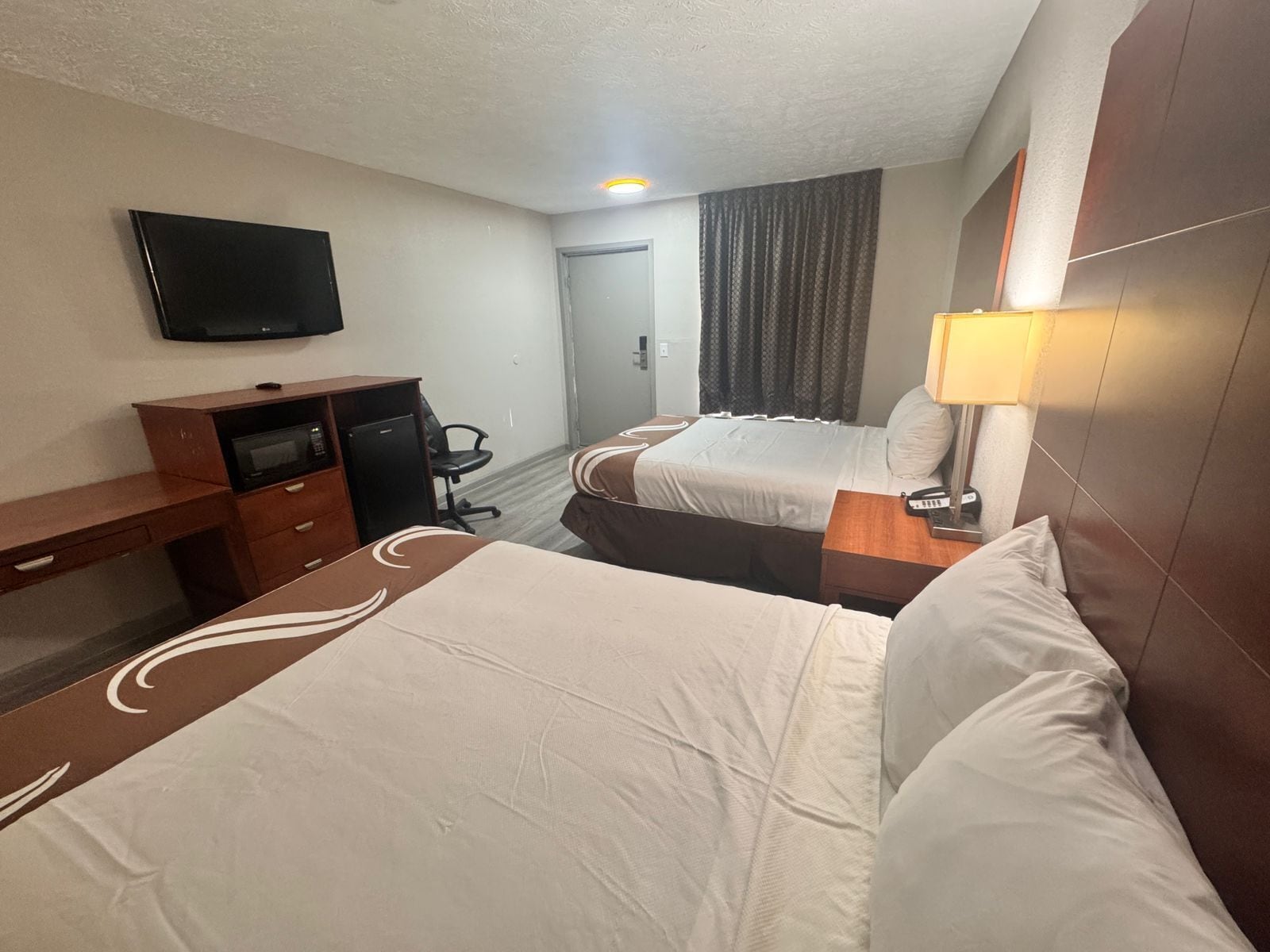 In-room safe, desk, iron/ironing board, free WiFi